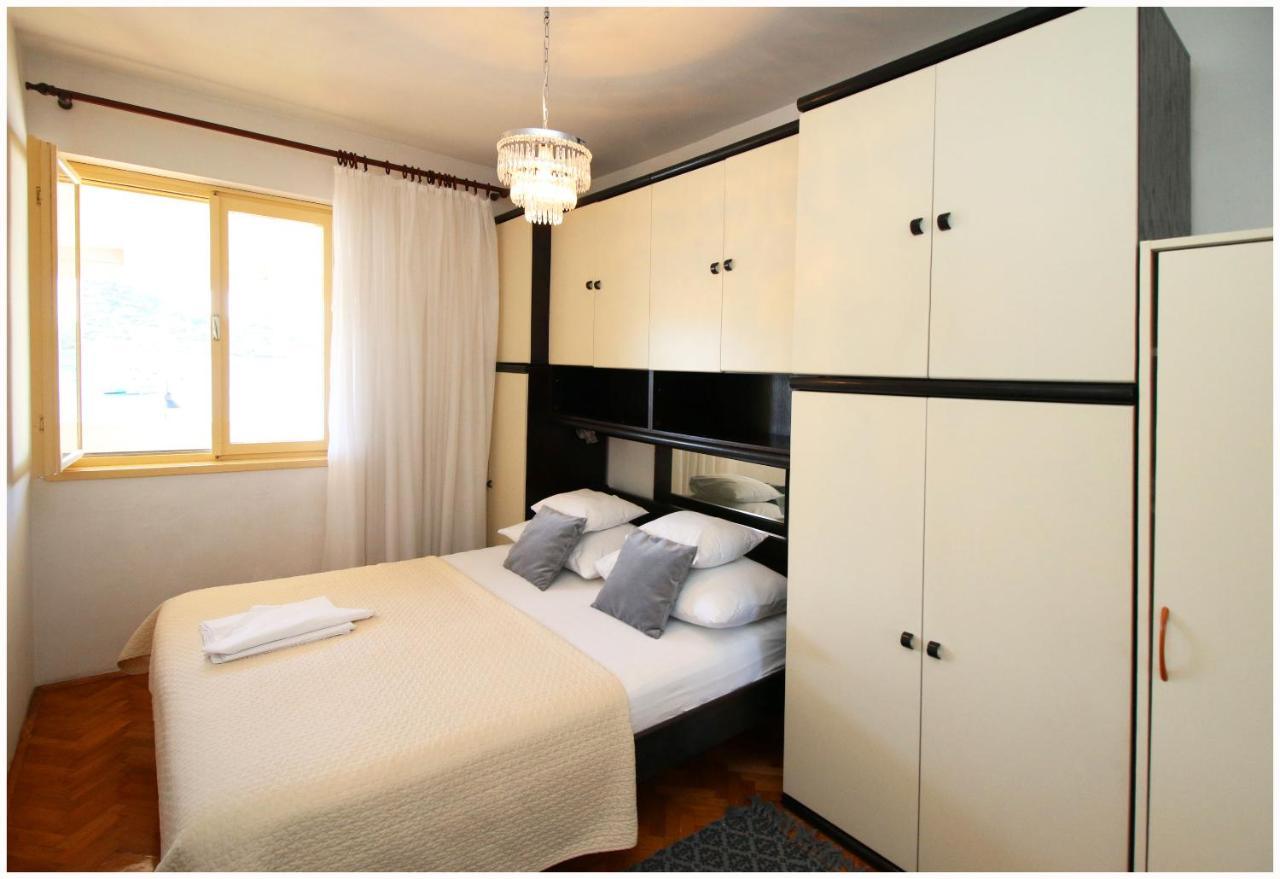 Apartment Slavko พรีมอชเตน ภายนอก รูปภาพ